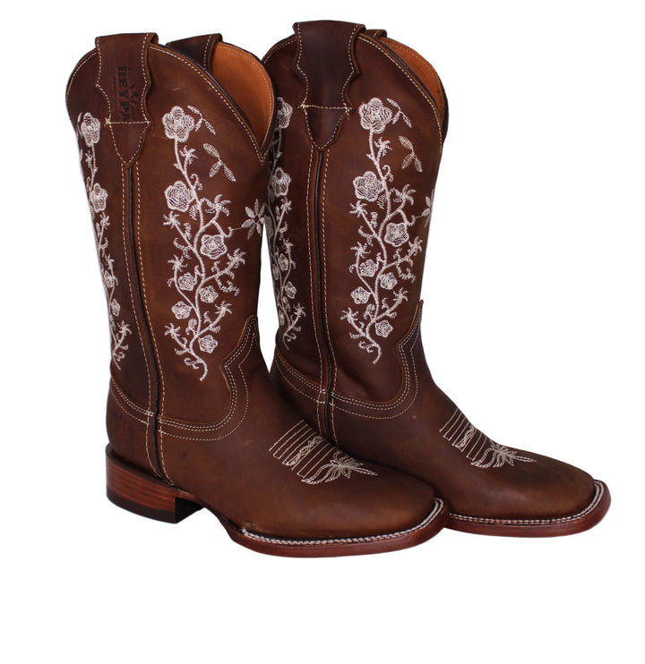 Coqueta Floral Cowgirl Boots