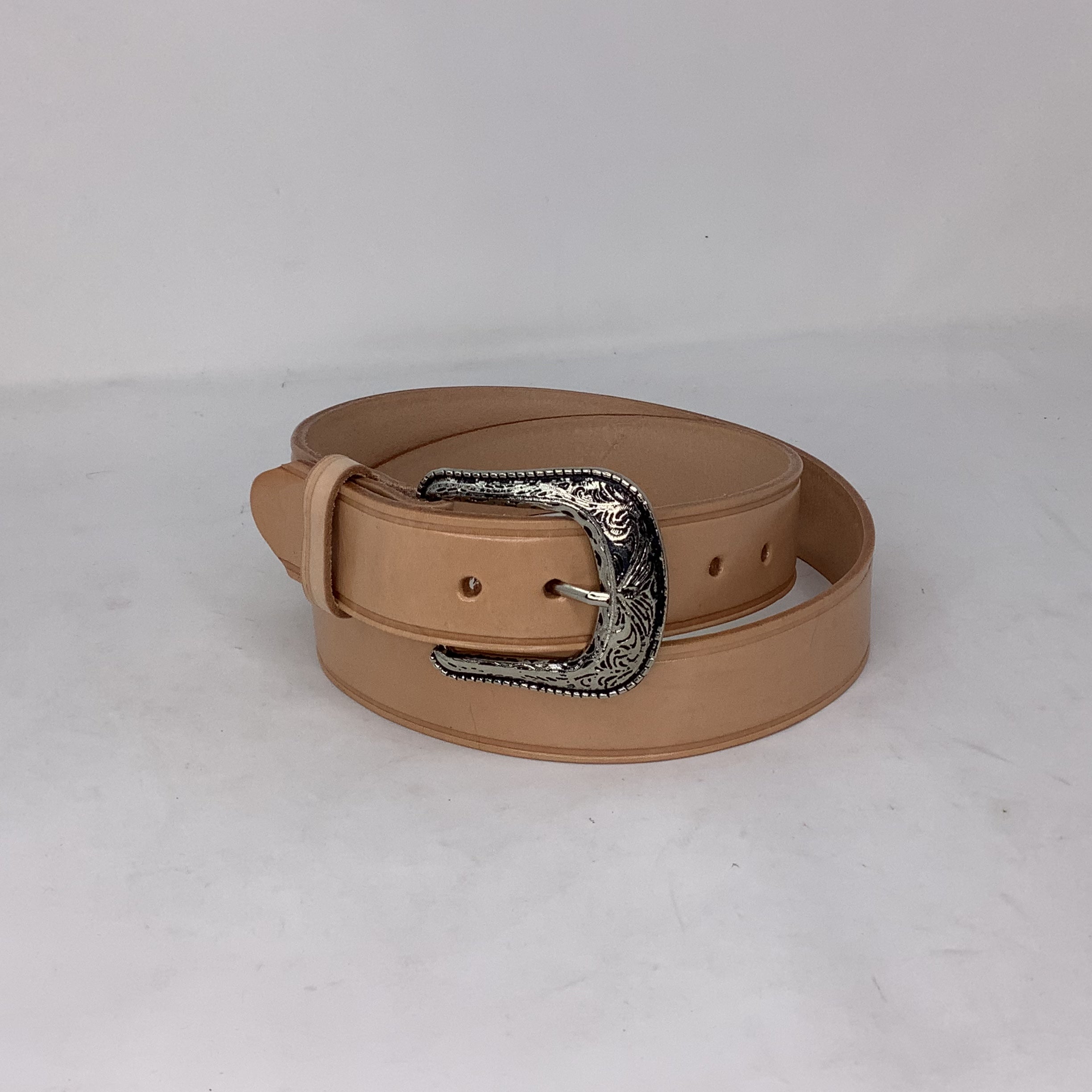 “Chad” Plain Leather Belt
