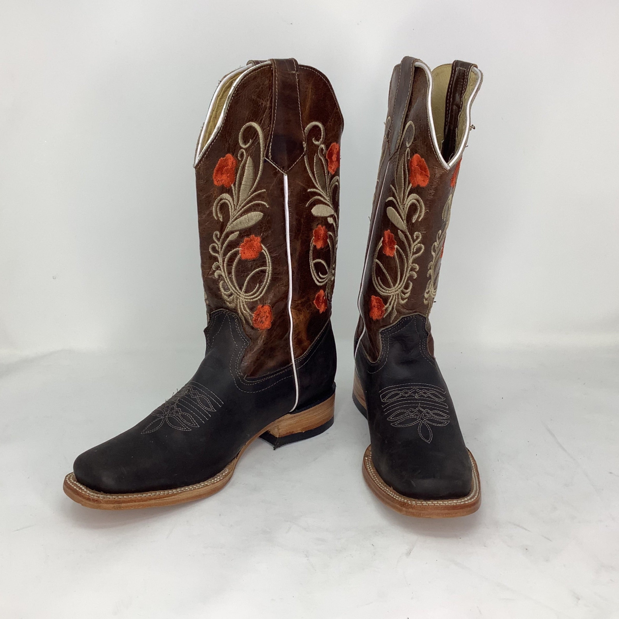 “Alyssa” Leather Cowgirl Boot